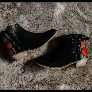 Floral black booties